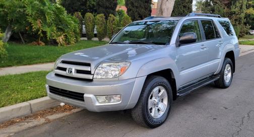 Silver 2004 Toyota 4Runner SR5