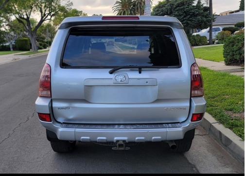 Silver 2004 Toyota 4Runner SR5