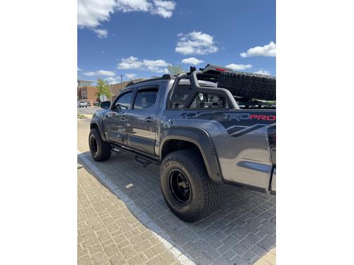 2016 Toyota Tacoma TRD Sport