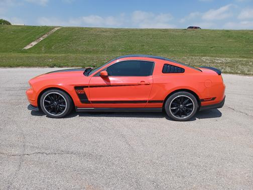 2012 Ford Mustang Boss 302