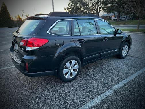2012 Subaru Outback 2.5i