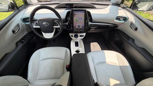 White 2018 Toyota Prius Prime Advanced