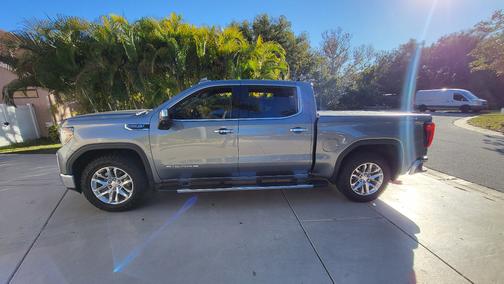Gray 2021 GMC Sierra 1500 SLT