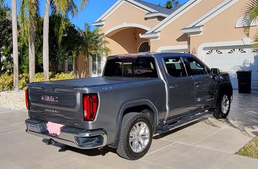 Gray 2021 GMC Sierra 1500 SLT