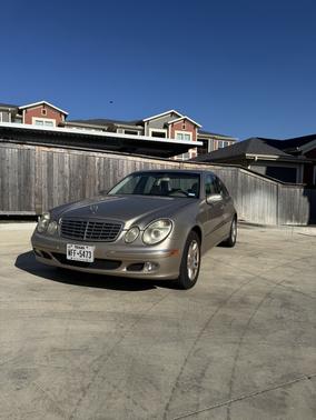 Beige 2003 Mercedes-Benz E-Class E320