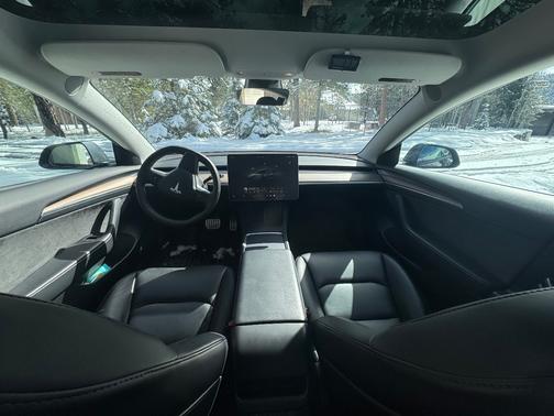 2022 Tesla Model 3 Performance