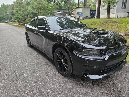 Black 2018 Dodge Charger SXT Plus