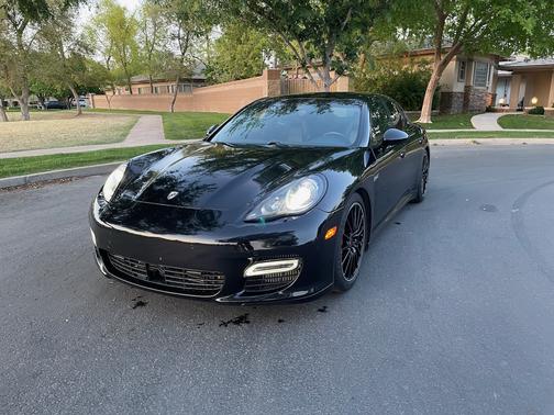 2012 Porsche Panamera Turbo