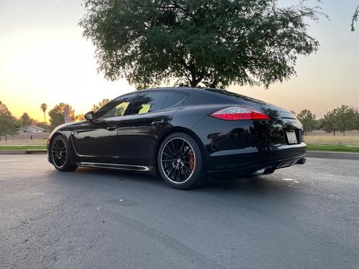 2012 Porsche Panamera Turbo
