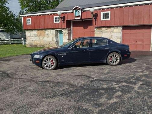 Blue 2007 Maserati Quattroporte Base