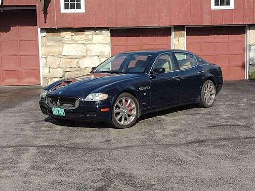 Blue 2007 Maserati Quattroporte Base