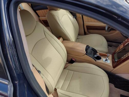 Blue 2007 Maserati Quattroporte Base