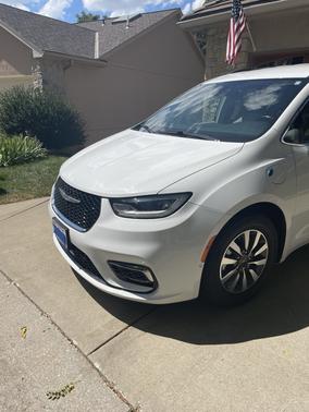 2021 Chrysler Pacifica Hybrid Touring L
