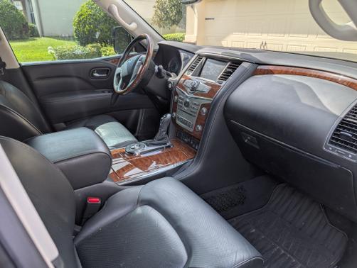 2019 INFINITI QX80 LUXE