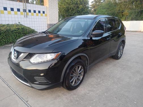 Black 2016 Nissan Rogue S
