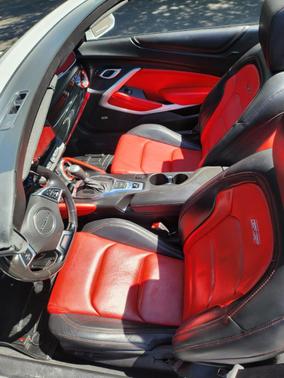 White 2018 Chevrolet Camaro 2SS