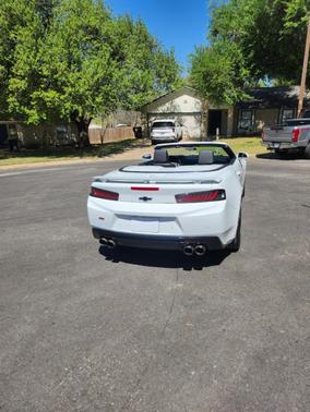 White 2018 Chevrolet Camaro 2SS