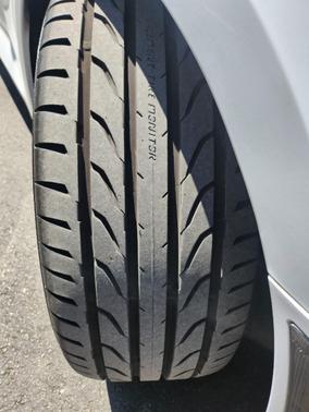 White 2018 Chevrolet Camaro 2SS