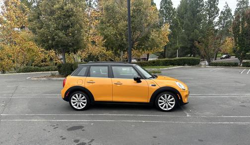 2015 MINI Hardtop Cooper