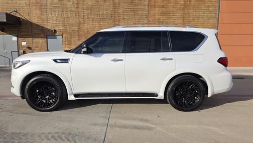 2021 INFINITI QX80 SENSORY