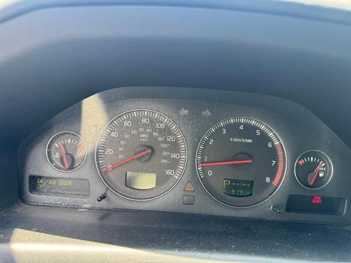 Black 2006 Volvo S60 2.5T