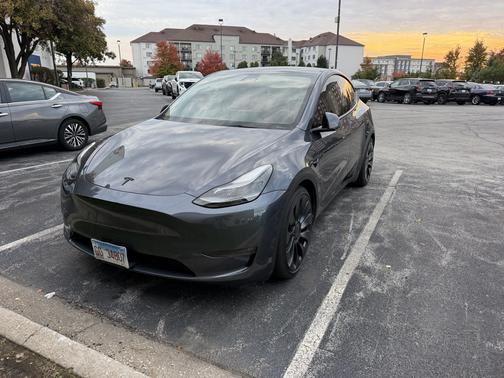 Gray 2022 Tesla Model Y Performance