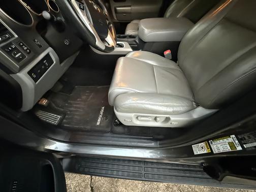 2016 Toyota Sequoia Limited