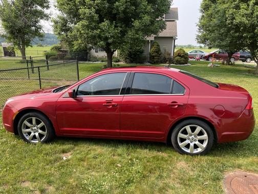 2010 Mercury Milan Premier