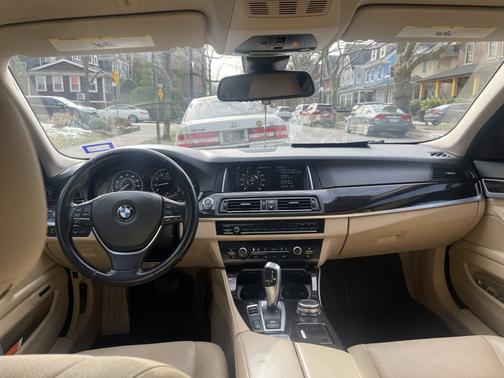 2015 BMW 528 i