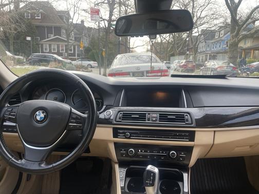 2015 BMW 528 i