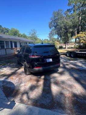 Black 2021 Jeep Grand Cherokee L Altitude