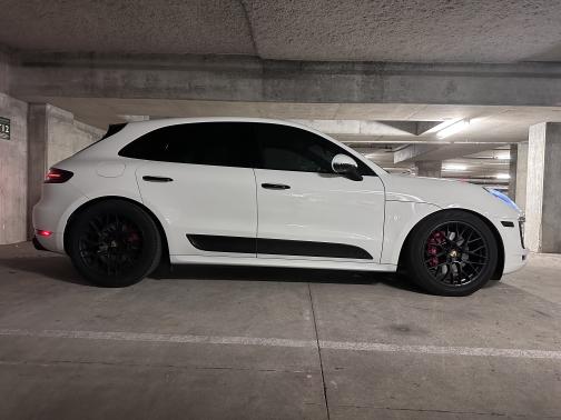 2017 Porsche Macan Macan GTS