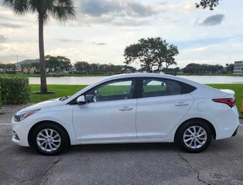 2019 Hyundai Accent SEL