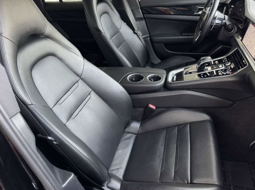 2019 Porsche Panamera E-Hybrid 4