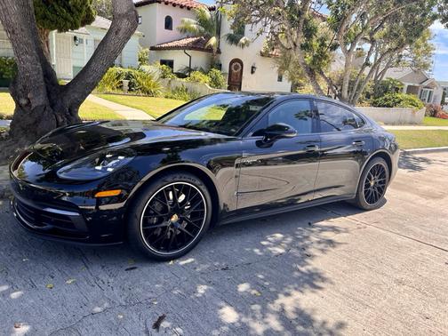 2019 Porsche Panamera E-Hybrid 4