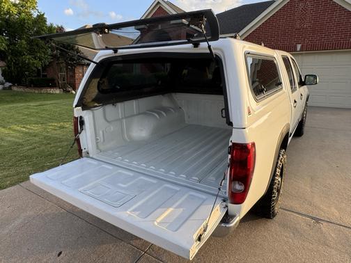 White 2008 Chevrolet Colorado LT