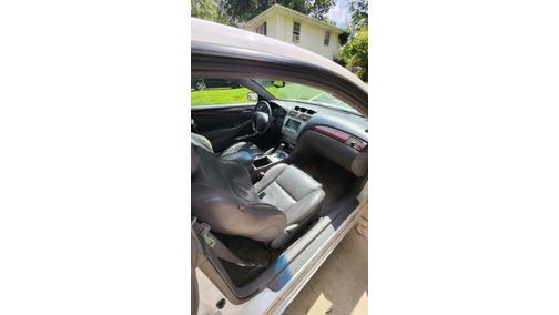 Photo 1 of 9 of 2004 Toyota Camry Solara SE