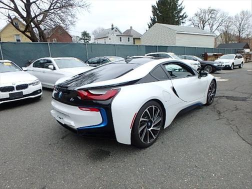 2017 BMW i8 Base