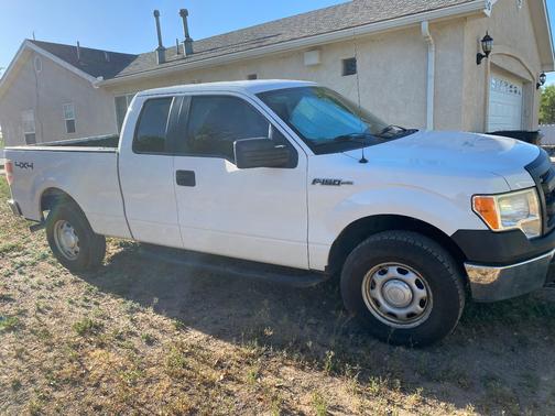 White 2014 Ford F-150 XL