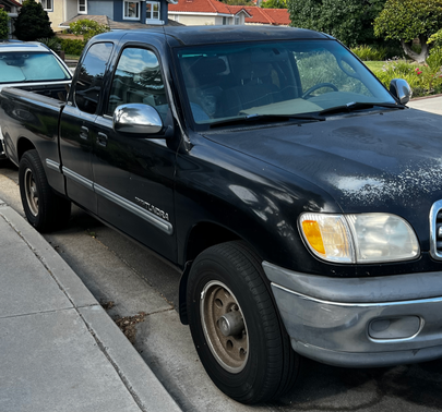Black 2001 Toyota Tundra SR5