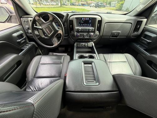 White 2017 GMC Sierra 1500 SLT