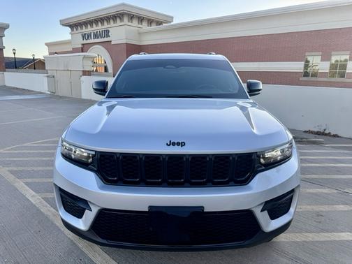 2023 Jeep Grand Cherokee Altitude X