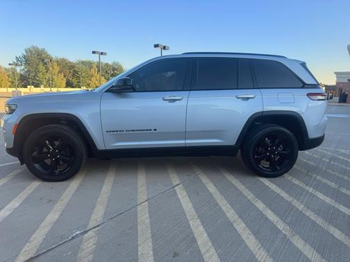 2023 Jeep Grand Cherokee Altitude X