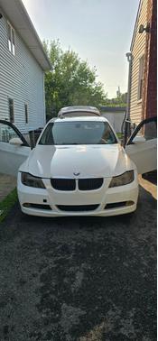 White 2006 BMW 325 i