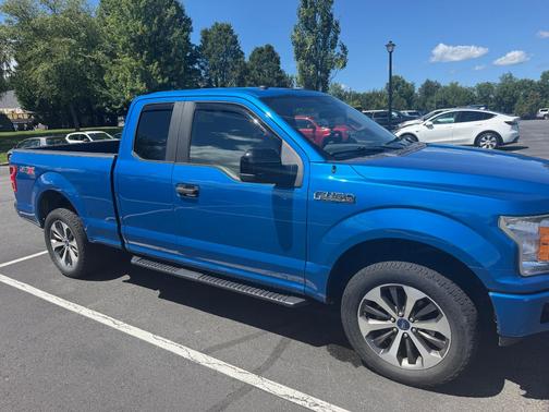 Blue 2019 Ford F-150 XL