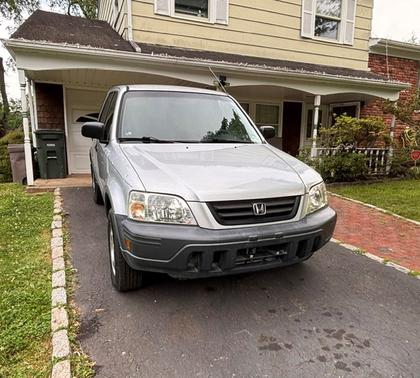 Silver 2000 Honda CR-V LX