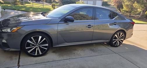 2021 Nissan Altima 2.5 SR