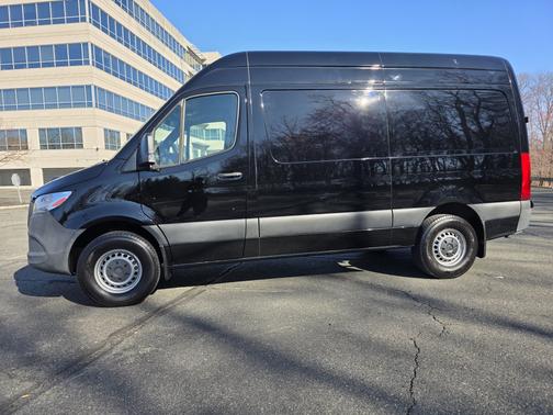 Black 2020 Mercedes-Benz Sprinter 2500 Standard Roof
