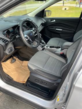 Silver 2016 Ford Escape SE