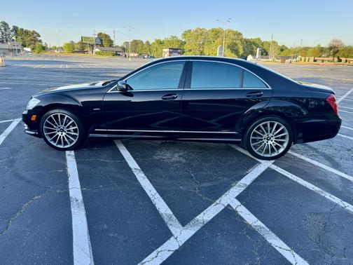 2012 Mercedes-Benz S-Class S 550 4MATIC